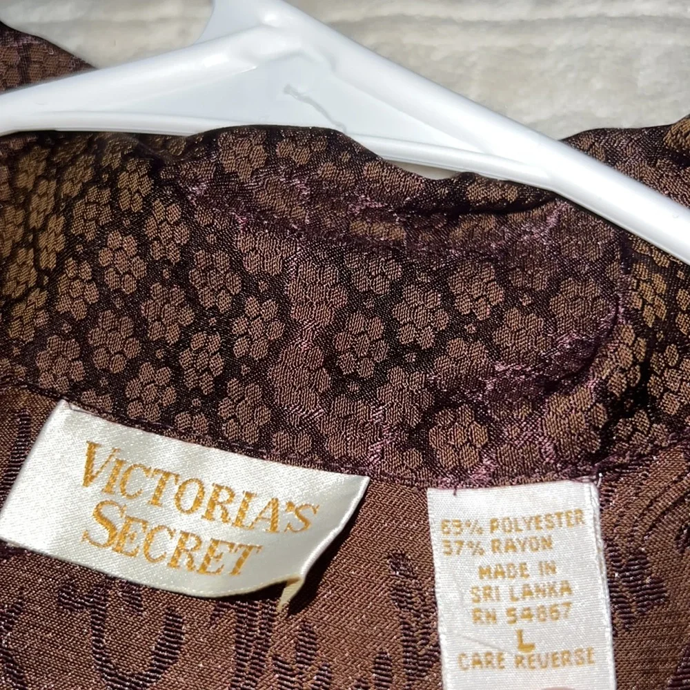 Vintage Victoria’s Secret button down top‎